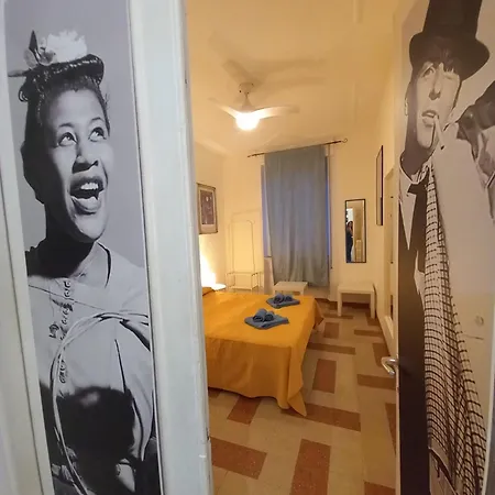 Vista San Pietro Privatunterkunft *